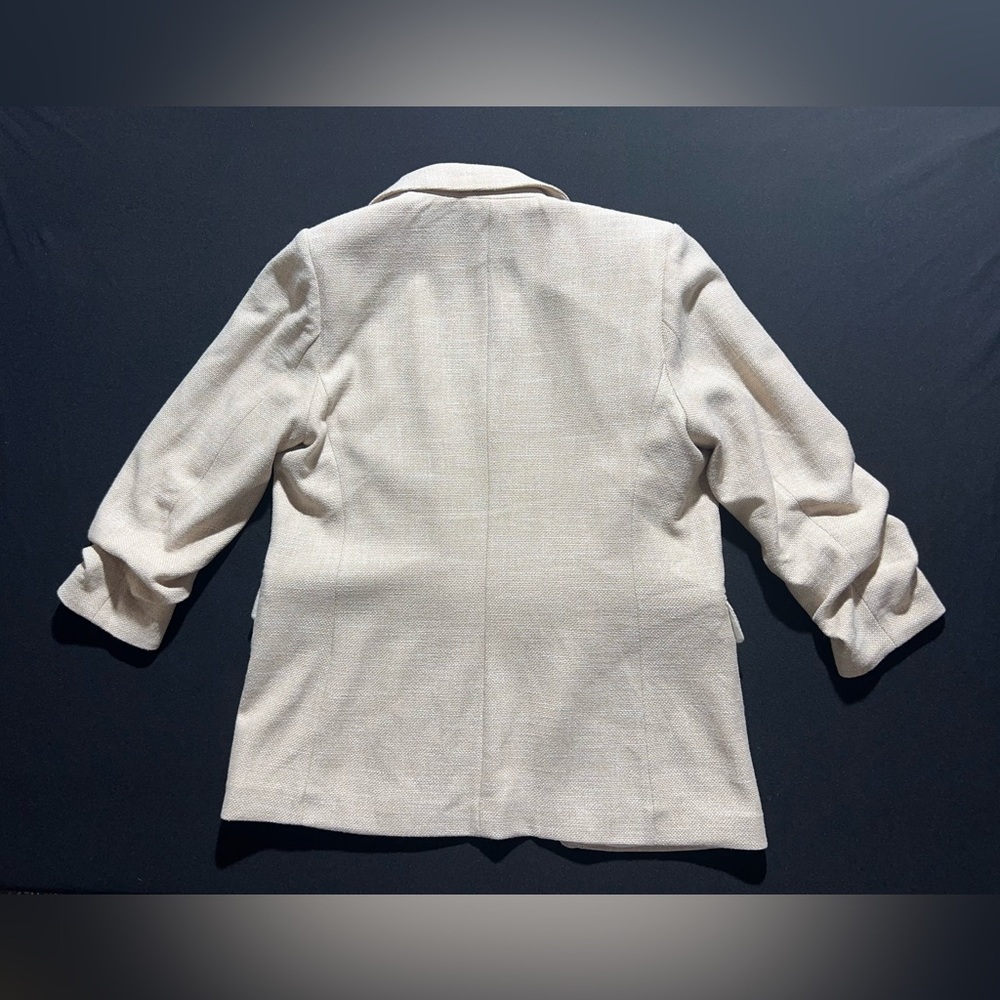 I Only Wore This Once! It Is Perfect For A Weeken… - image 4